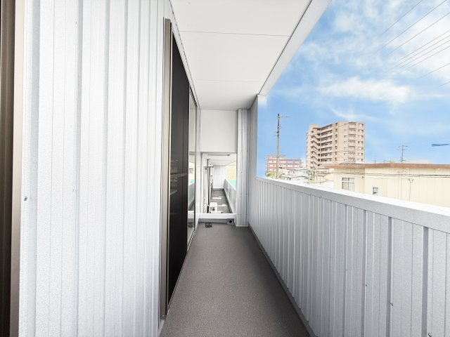 フジ・マンションのバルコニー