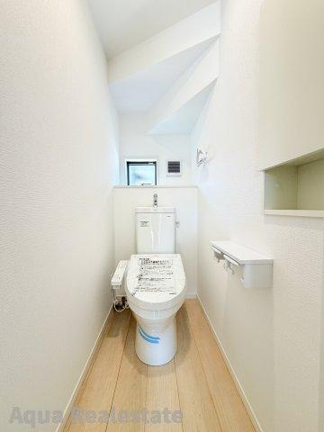 クレイドルガーデン板野町大寺第5のトイレ|シンプルで使いやすいトイレです　※同仕様の施工事例です