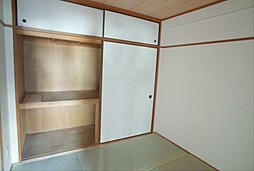 オカダハイライズの収納