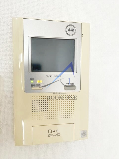 南海サザンコート行徳のセキュリティ|モニター付きインターホンです。