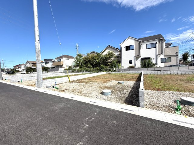 越谷市大泊第１０　2号棟リーブルガーデン新築戸建の外観|これから新しい邸宅が誕生する建築予定地。敷地の形状や実際の境界線を事前にお確かめいただけます。