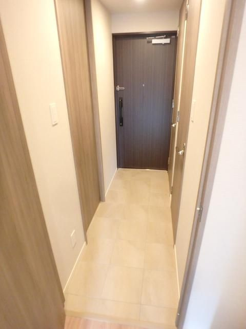 ドゥーエ仙台イーストⅢの玄関