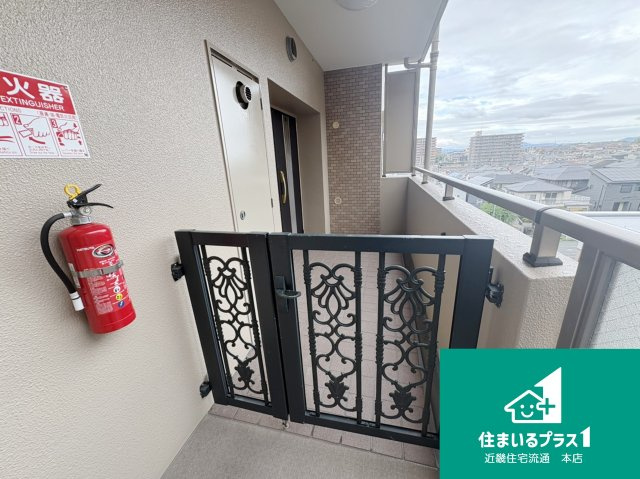 ライオンズガーデン枚方藤阪■中古マンションの玄関