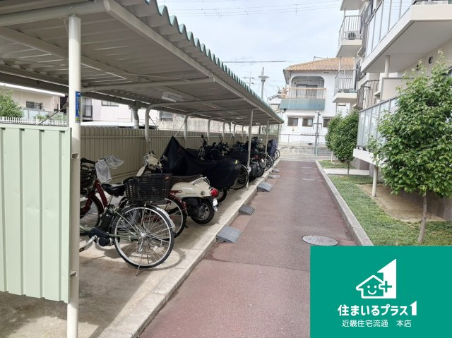 オリーブハイツ枚方長尾五号棟■中古マンションの駐輪場