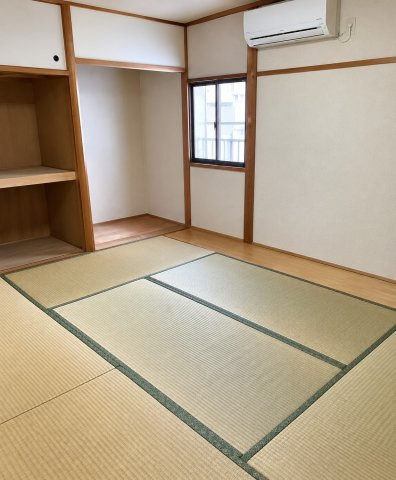 西蔵町の和室|たっぷりの陽射しを確保する2面採光です

