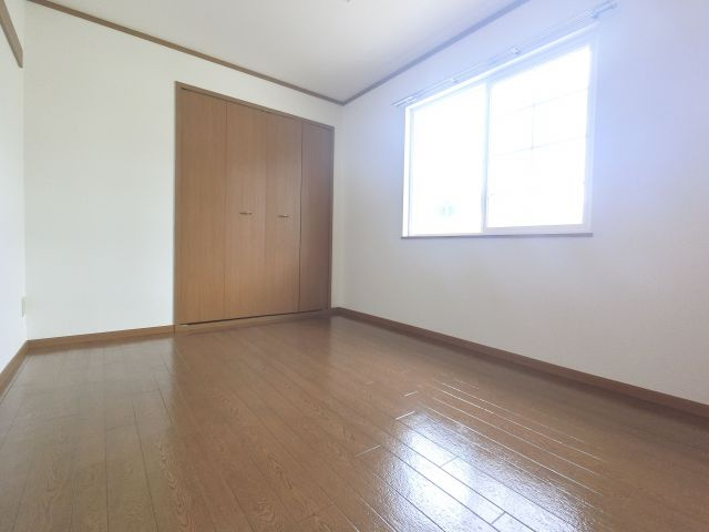 【寝室】