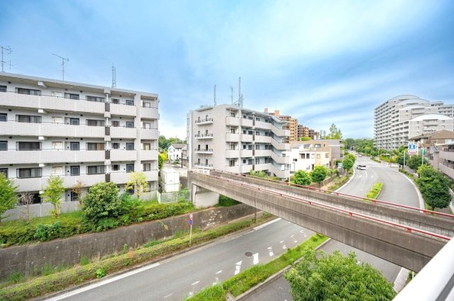 ライオンズ港北ニュータウンオーセンティックハウスの展望