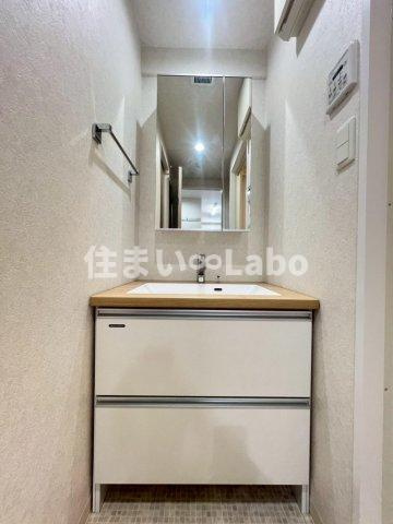 ネストピア唐人町駅前の洗面所|同建物別部屋参考写真