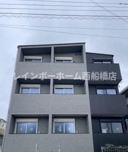 REVENE習志野の外観