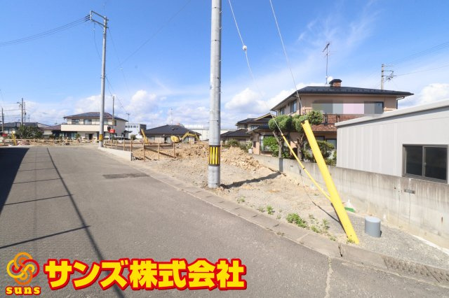郡山市富田西６丁目　　　6号棟　　富田小学校、富田中学区の外観|南西側から見た外観♪