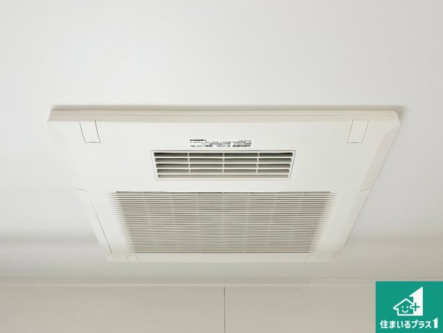 神戸市北区緑町　第2期　新築一戸建ての冷暖房・空調設備|四季を通して快適なバスライフをお手伝いする浴室暖房乾燥機！浴室の乾燥・暖房・涼風・換気はもちろん、２４時間換気にも対応！