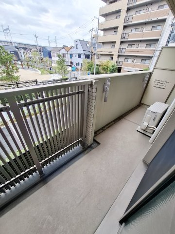 PINO甲東園のバルコニー