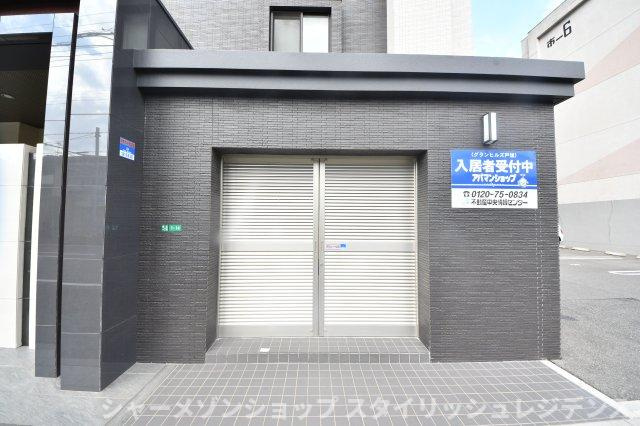 グランヒルズ戸畑のエントランス