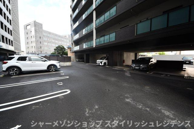 グランヒルズ戸畑の駐車場