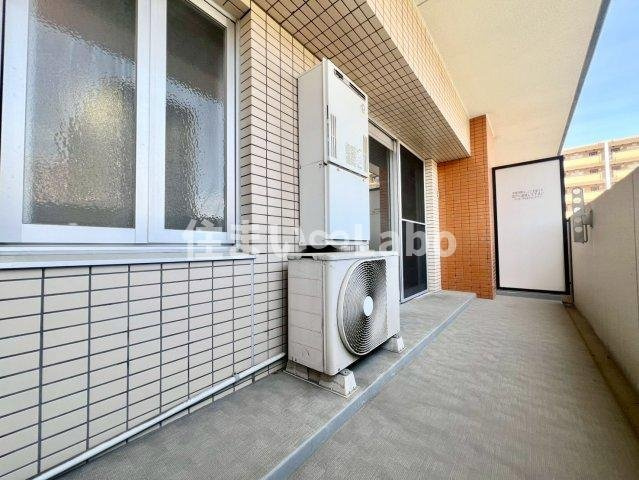 エンクレスト天神南Ⅲのバルコニー|同建物別部屋参考写真