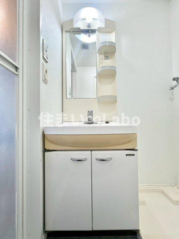 エンクレスト天神南Ⅲの独立洗面台|同建物別部屋参考写真