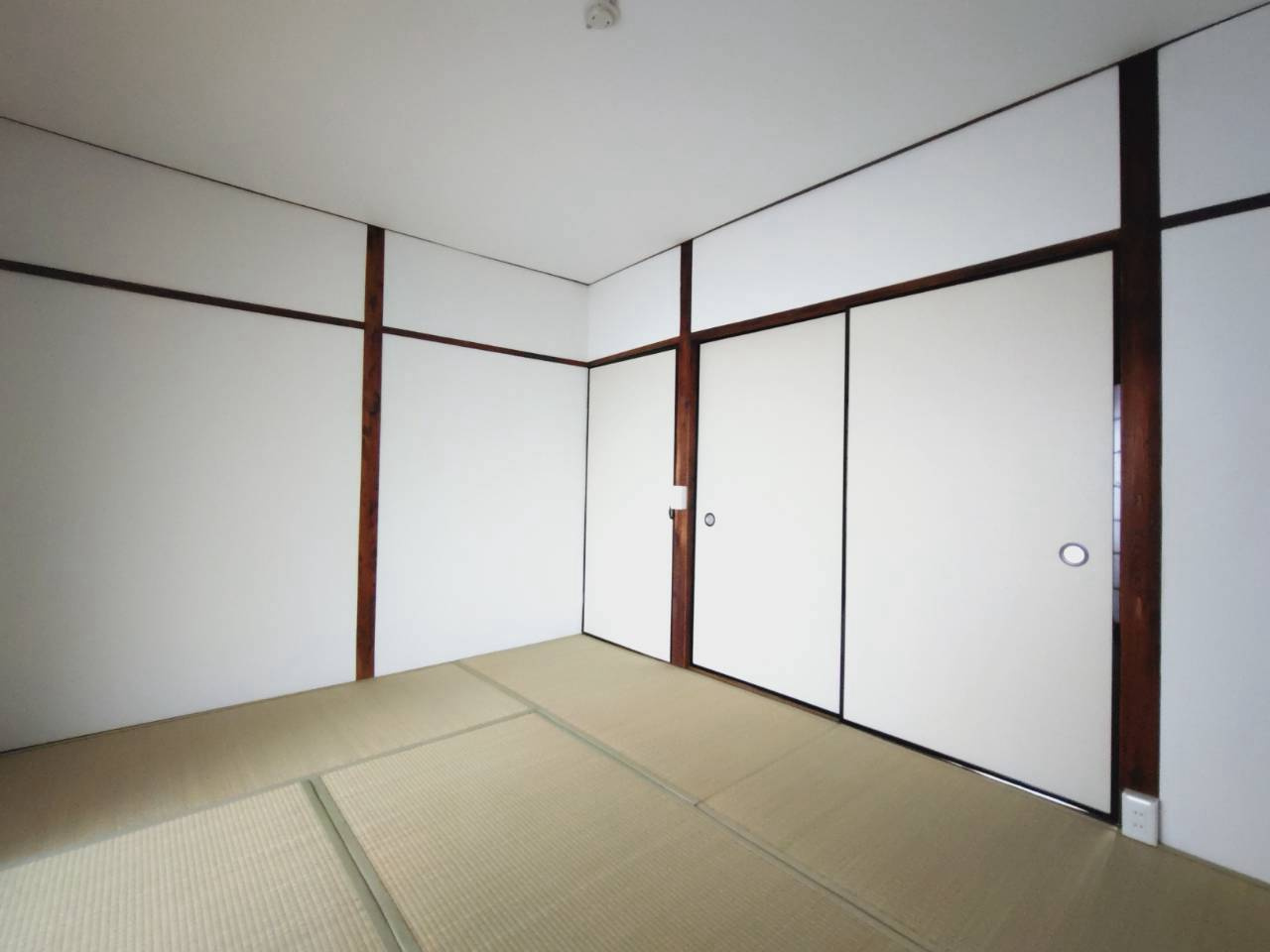令和８年５月リフォーム完了☆山科駅まで徒歩１２分の好立地☆広々５ＤＫ+庭付き☆山科区御陵四丁野町の和室|和室