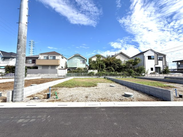 越谷市大泊第１０　4号棟リーブルガーデン新築戸建の外観|これから新しい邸宅が誕生する建築予定地。敷地の形状や実際の境界線を事前にお確かめいただけます。