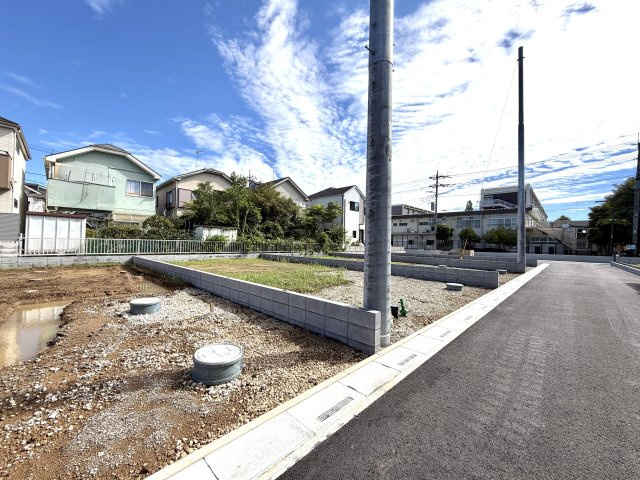 越谷市大泊第１０　4号棟リーブルガーデン新築戸建の外観|ここから理想の住まいづくりがスタート。陽当たりや敷地の広さを現地でしっかりご確認いただけます。