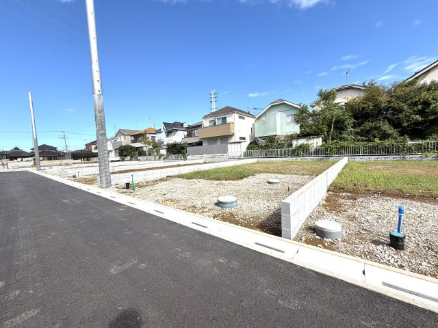 越谷市大泊第１０　4号棟リーブルガーデン新築戸建の外観|夢のマイホームがここに誕生します。近隣の雰囲気や生活利便施設の距離感もあわせてご確認いただけます。