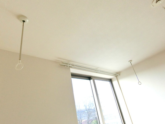 アレグリーア立川のその他|●便利な室内物干フック
