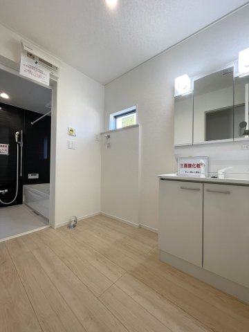 大村市小路口本町第1　2号棟の脱衣所