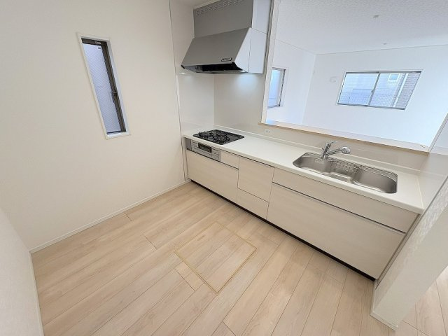 三郷市高州4丁目　新築戸建　全7棟　1号棟のキッチン|同施工会社の参考写真になります。