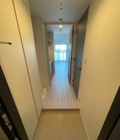 パークアクシス板橋本町ステーションゲートの玄関