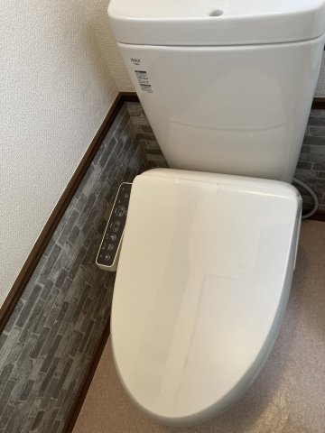 第2サトーハイツのトイレ|落ち着いたトイレです