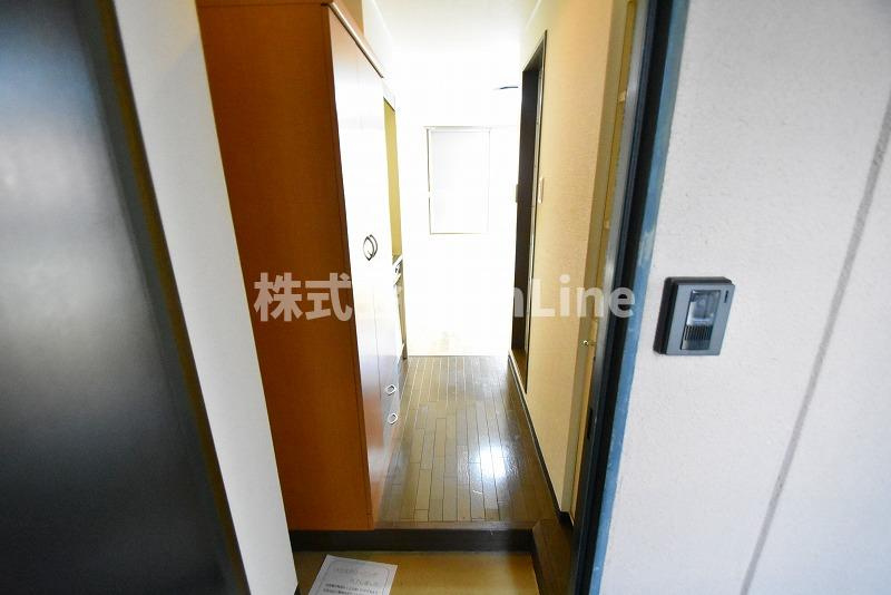 東大阪市小若江２丁目の賃貸マンションの玄関