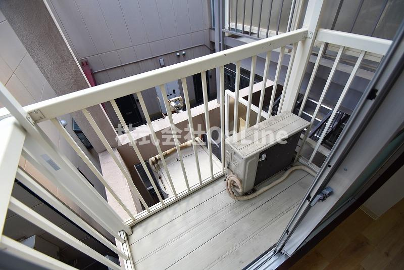 東大阪市小若江２丁目の賃貸マンションのバルコニー
