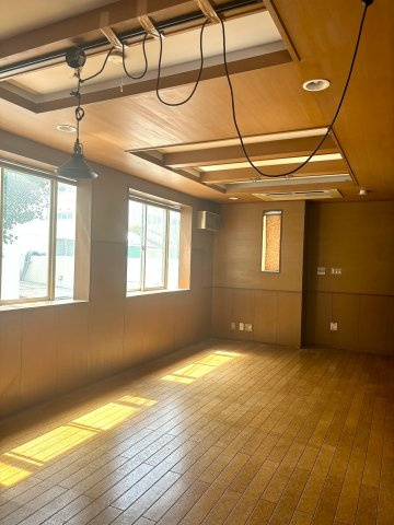 港区西麻布　中古戸建の居間・リビング