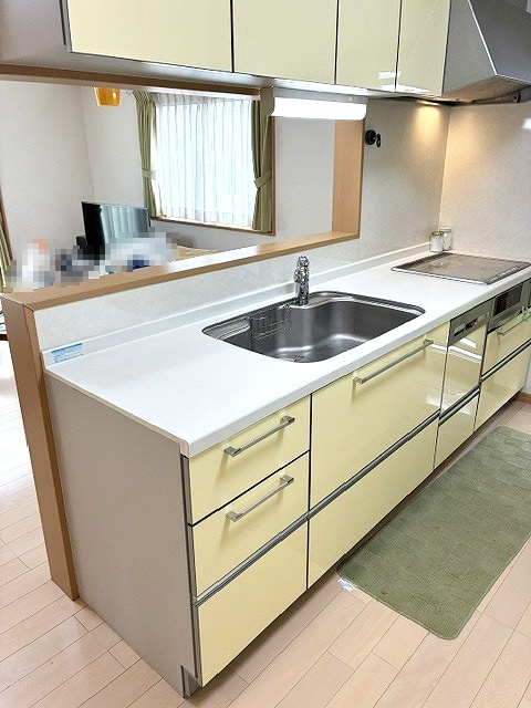 加須市船越のキッチン|対面式キッチン！家族の様子を見ながら家事ができます！