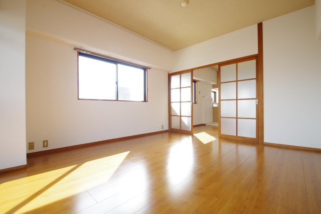 メゾンドアレイ新町のその他