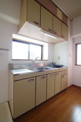 メゾンドアレイ新町のキッチン