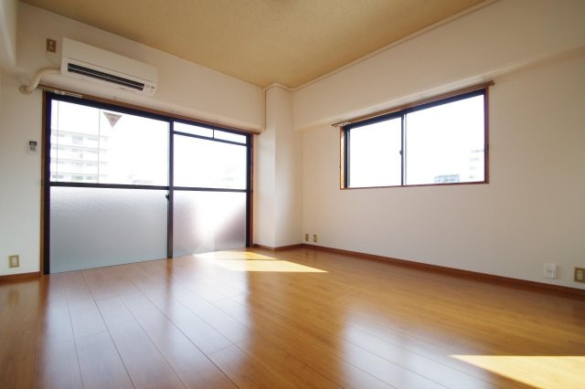 メゾンドアレイ新町のその他