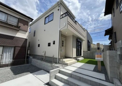 【外観】 | 駿東郡清水町長沢 新築一戸建て A号棟  | 現在建築中の外観画像です。ご内覧は同じメーカーの完成物件へご案内いたしますので、いつでもご相談ください！