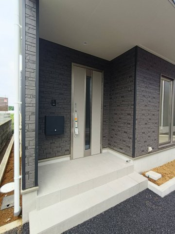三郷市　高州4丁目　新築戸建　全7棟の玄関|施工例です