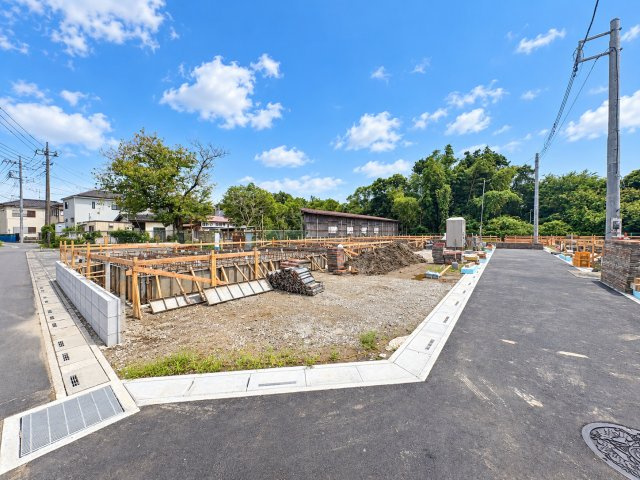 三郷市　高州4丁目　新築戸建　全7棟の前面道路含む現地写真|前面道路含む現地写真です