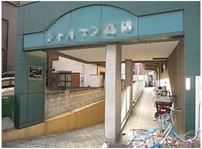 シャルマン高砂のエントランス