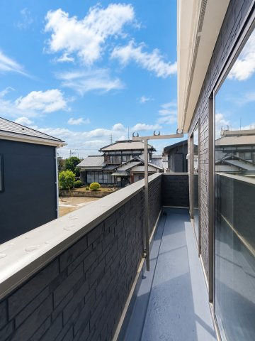 三郷市　高州4丁目　新築戸建　全7棟のバルコニー|施工例です