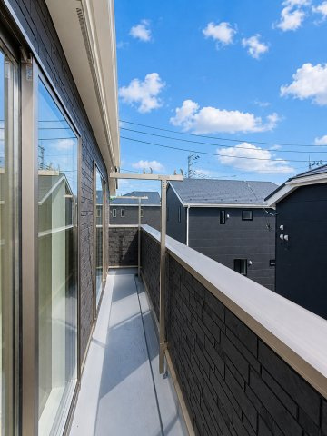 三郷市　高州4丁目　新築戸建　全7棟のバルコニー|施工例です