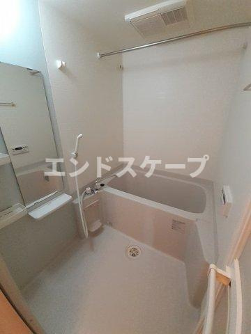 リヴィエールⅢ・Ｂの浴室|高崎、前橋のお部屋探しはエンドスケープまで！お客様の理想お聞かせ下さい♪