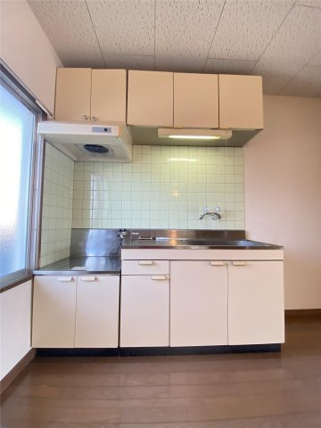 新南部ロイヤルハイツのキッチン
