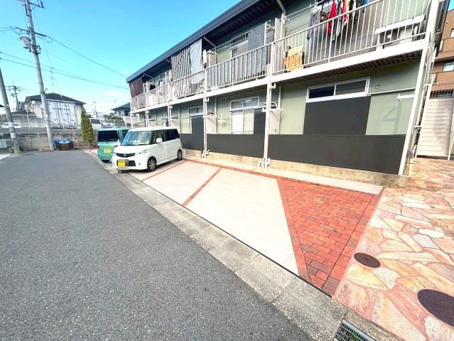 富田林ハイツの駐車場
