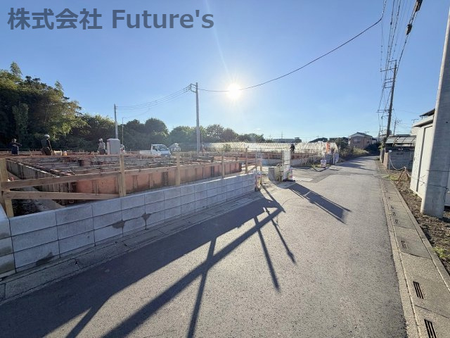 三郷市高州4丁目　新築戸建　全7棟　2号棟の前面道路含む現地写真|■前面道路含む現地写真です。
