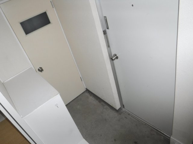 パークサイドの玄関|他のお部屋の参考写真となります。