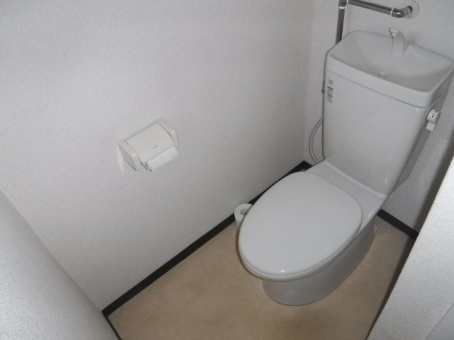 パークサイドのトイレ|他のお部屋の参考写真となります。