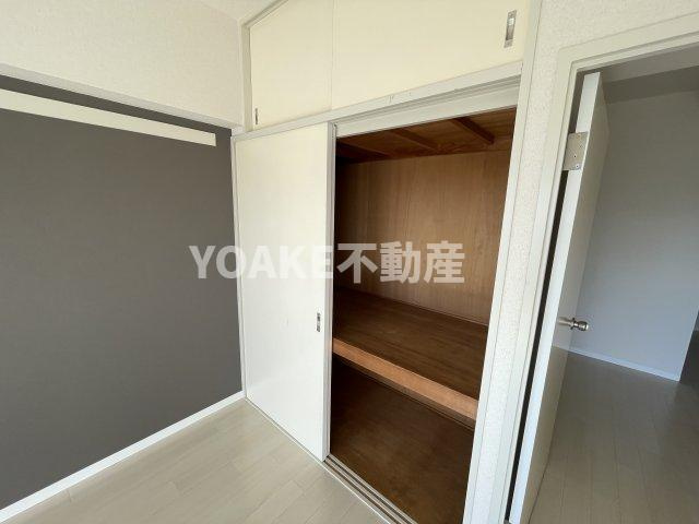 フラット座間の収納|別号室の写真となります。現況優先。