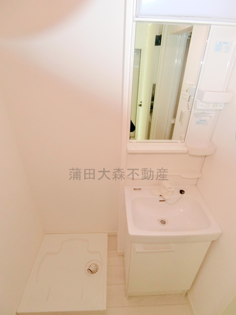 Valle Feliz雑色の洗面所|洗面脱衣所　独立洗面台　洗濯機置き場